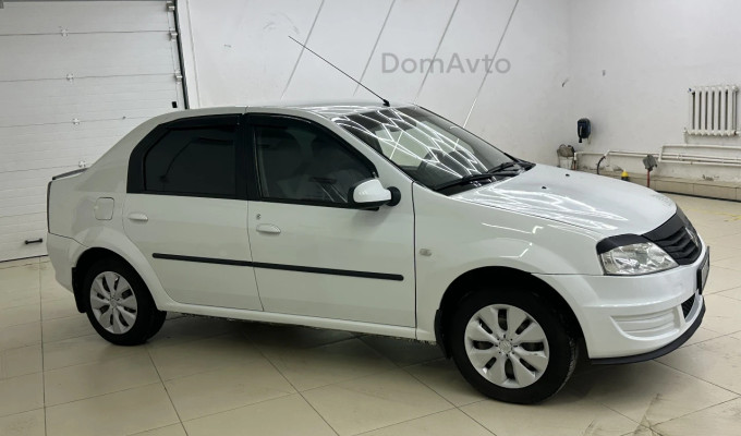 Renault Logan 2013 года