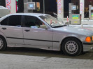BMW 3 серия 1992 года