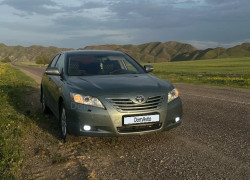 Toyota Camry 2007 года