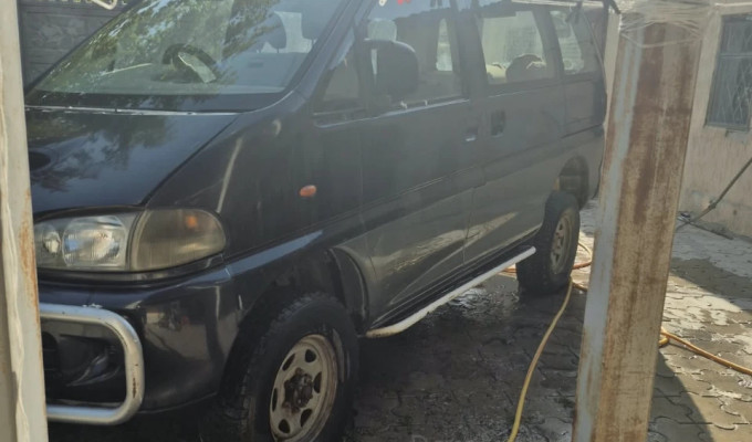 Mitsubishi Delica 1996 года
