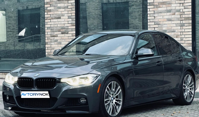 BMW 3 серия 2016 года