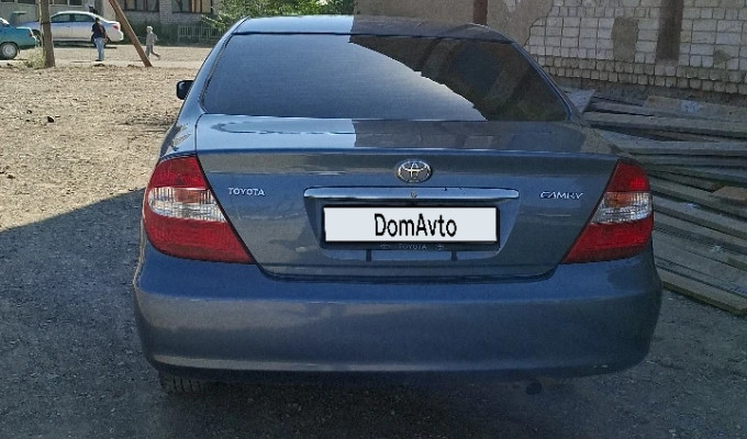 Toyota Camry 2003 года