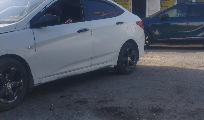 Hyundai Solaris 2011 года