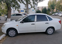 ВАЗ (Lada) Granta 2015 года