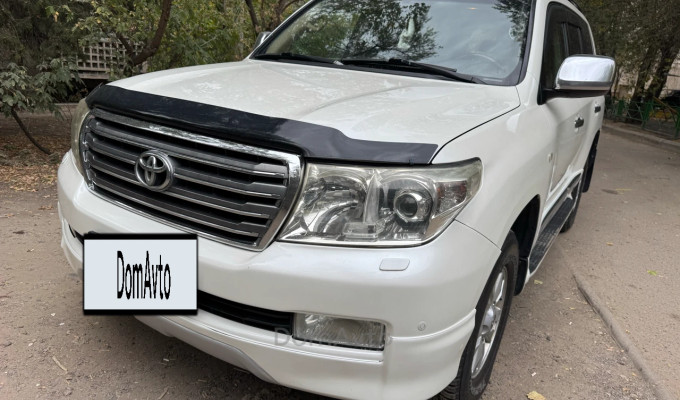 Toyota Land Cruiser 2011 года