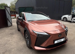 Lexus RZ 2023 года
