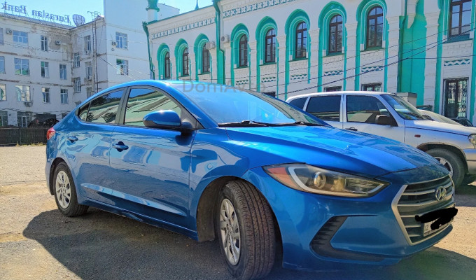 Hyundai Elantra 2017 года