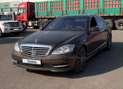 Mercedes-Benz S-Класс 2011 года