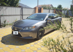 Lexus ES 2013 года