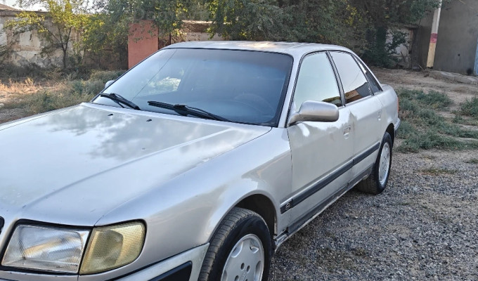 Audi 100 1991 года