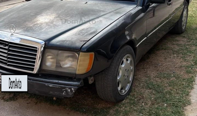 Mercedes-Benz E-Класс 1992 года