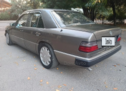 Mercedes-Benz E-Класс 1991 года