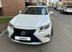 Lexus ES 2016 года