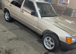 Mercedes-Benz 190 1986 года