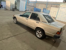 Mercedes-Benz 190 1986 года