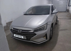 Hyundai Elantra 2018 года