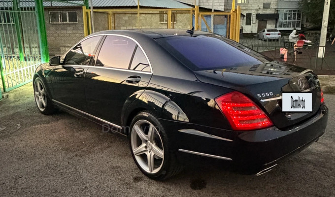 Mercedes-Benz S-Класс 2007 года