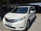 Toyota Sienna 2012 года
