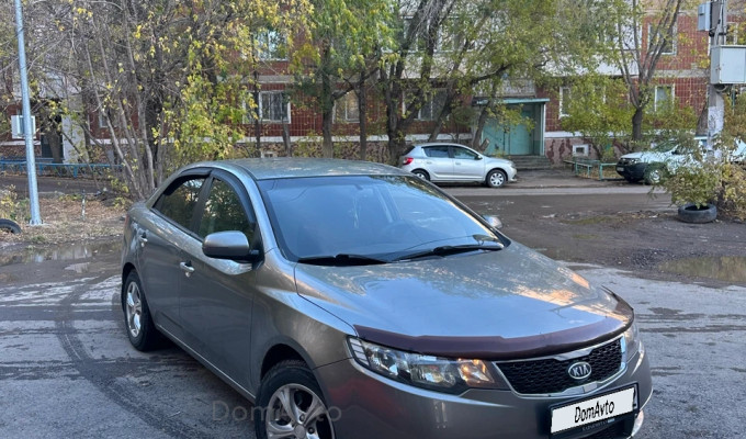 Kia Cerato 2012 года