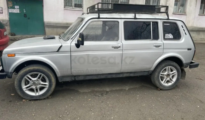 ВАЗ (Lada) 2121 (4x4) 2002 года