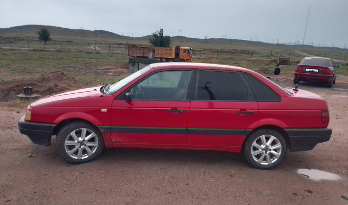 Volkswagen Passat 1990 года