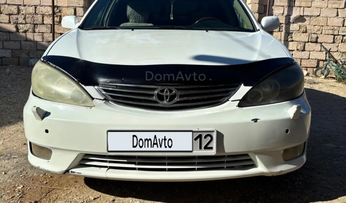 Toyota Camry 2003 года
