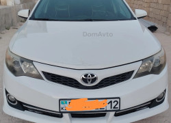 Toyota Camry 2012 года