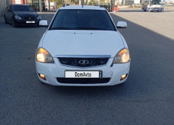 ВАЗ (Lada) Priora 2012 года