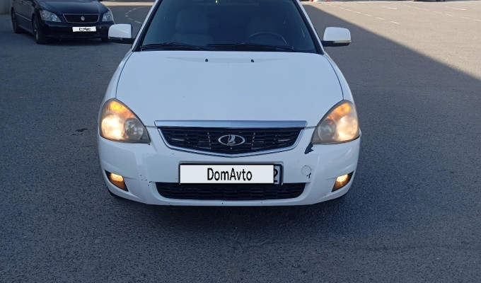 ВАЗ (Lada) Priora 2012 года