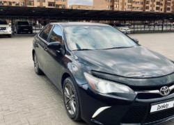 Toyota Camry 2015 года