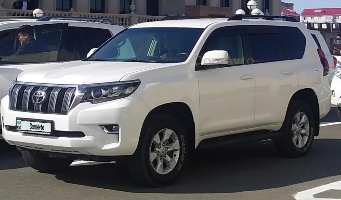 Toyota Land Cruiser Prado 2012 года