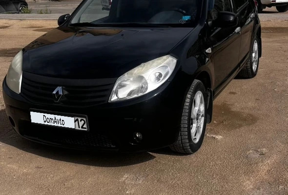 Renault Sandero 2013 года