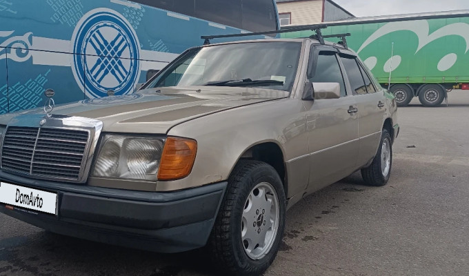 Mercedes-Benz E-Класс 1991 года