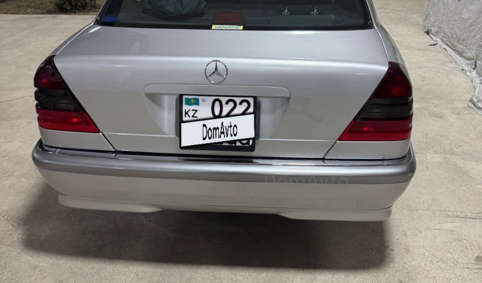 Mercedes-Benz C-Класс 1998 года
