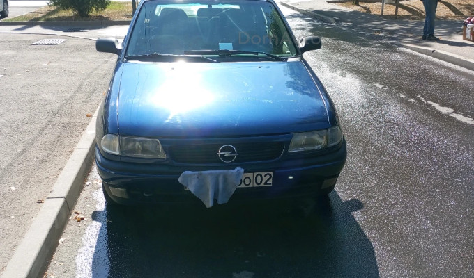 Opel Astra 1996 года