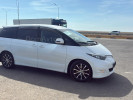 Toyota Estima 2006 года