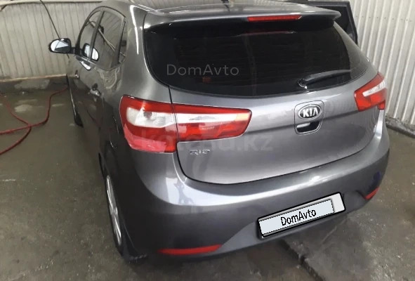 Kia Rio 2014 года