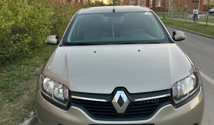 Renault Logan 2015 года