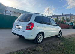 ВАЗ (Lada) Kalina 2015 года