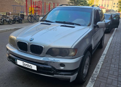 BMW X5 2001 года