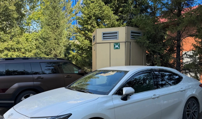 Toyota Camry 2024 года