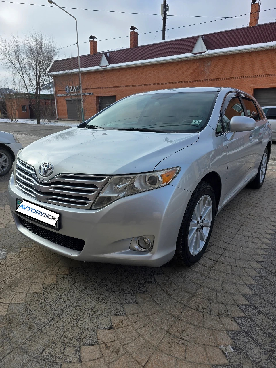 Toyota Venza, 2011