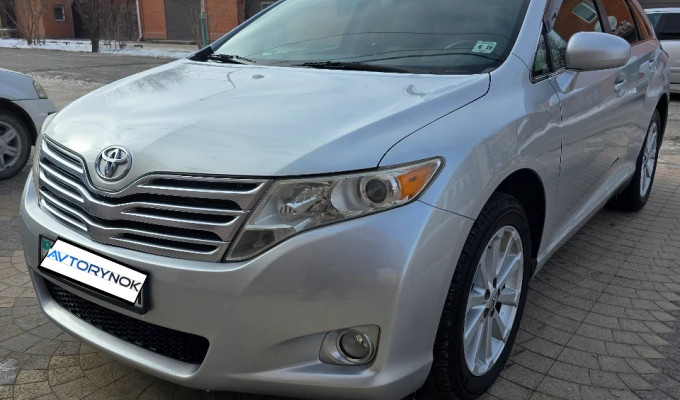 Toyota Venza 2011 года