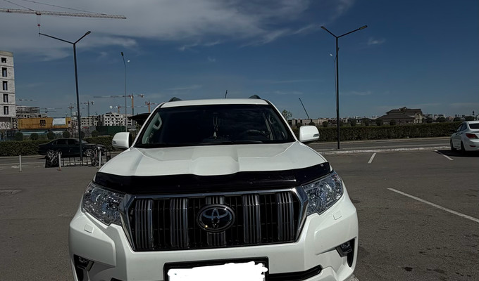 Toyota Land Cruiser Prado 2022 года