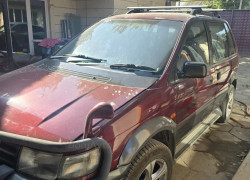 Mitsubishi RVR 1995 года