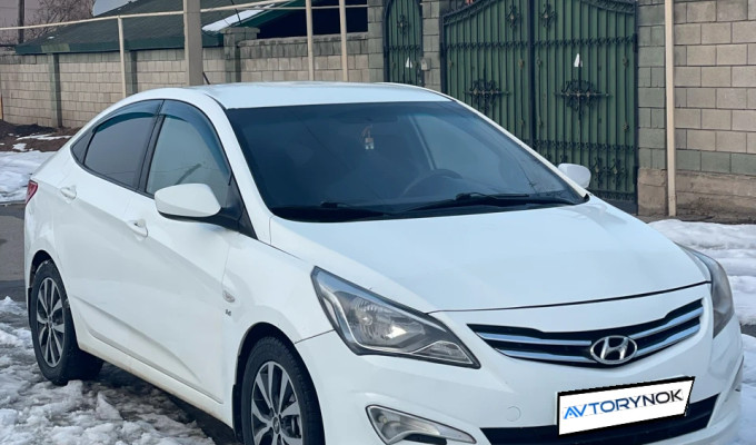 Hyundai Accent 2015 года