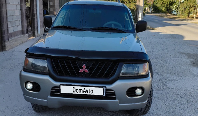 Mitsubishi Montero Sport 2001 года
