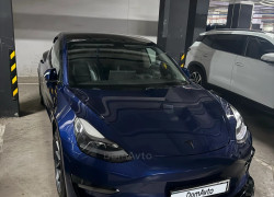 Tesla Model 3 2021 года