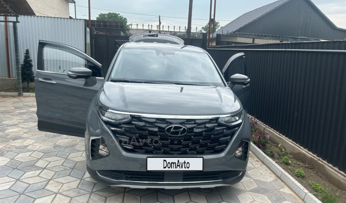 Hyundai Custin 2024 года