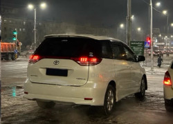 Toyota Estima 2007 года
